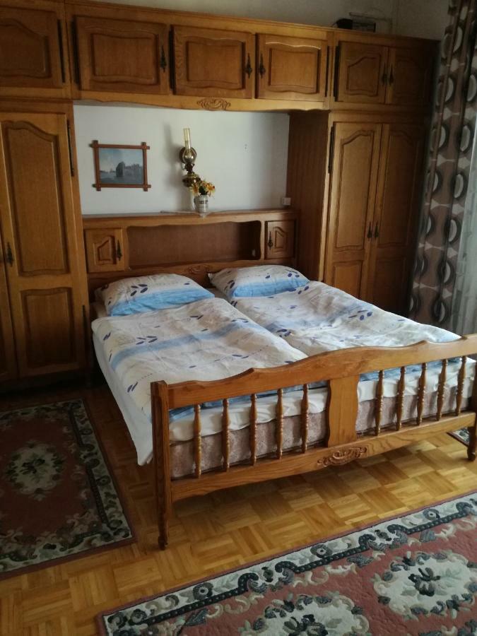 Apartmani Marijana Selce Exterior photo