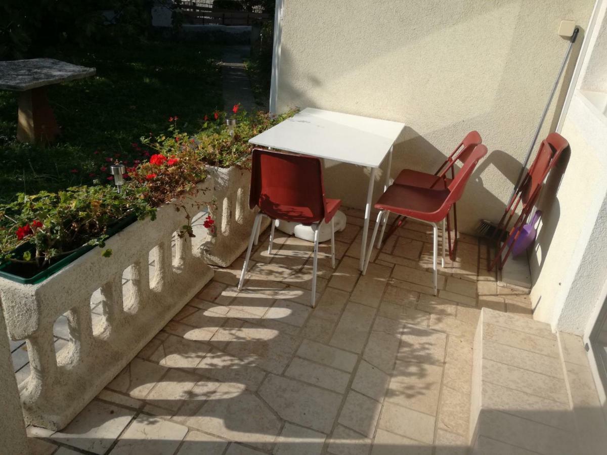 Apartmani Marijana Selce Exterior photo