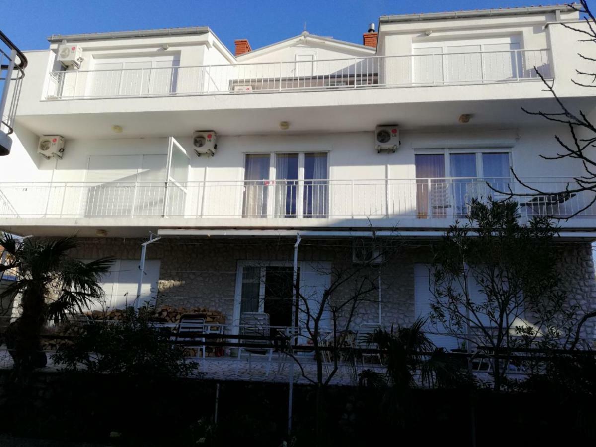 Apartmani Marijana Selce Exterior photo
